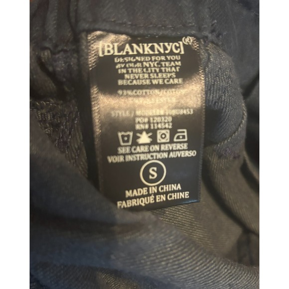 Blank NYC NWT Size S Paperbag Waist High Rise Denim Shorts in Navy Cargo Pockets - Picture 3 of 3